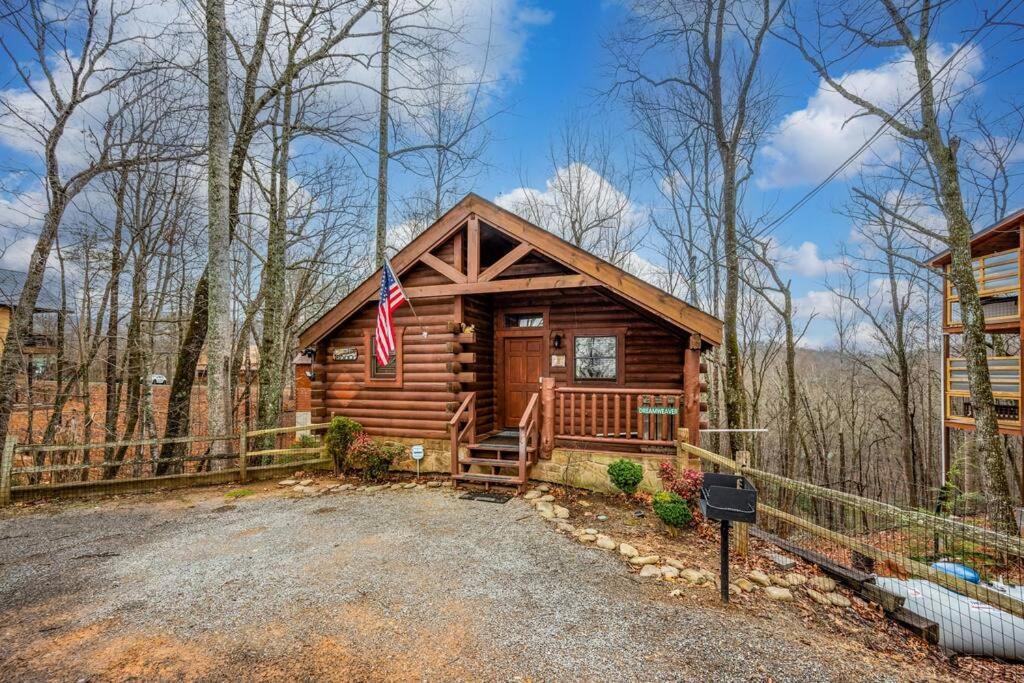 Log Cabin, Hot Tub, Fireplace, Pool Table & Views! 세비어빌 외부 사진